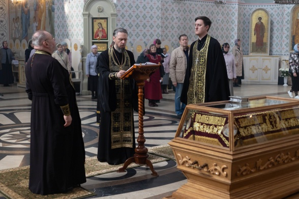Богослужение Великой Пятницы с воспоминанием Святых спасительных Страстей Господа нашего Иисуса Христа