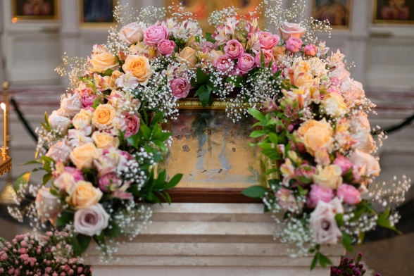 Воскресное Богослужение 4 мая, на неделе третьей по Пасхе, святых Жен - мироносиц