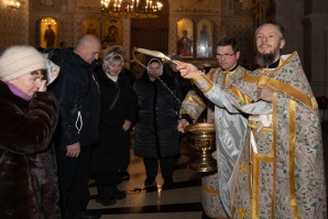 День памяти святителя Николая, Мир Ликийских Чудотворца