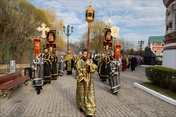 Утреня Великой Субботы с Чином Погребения Плащаницы