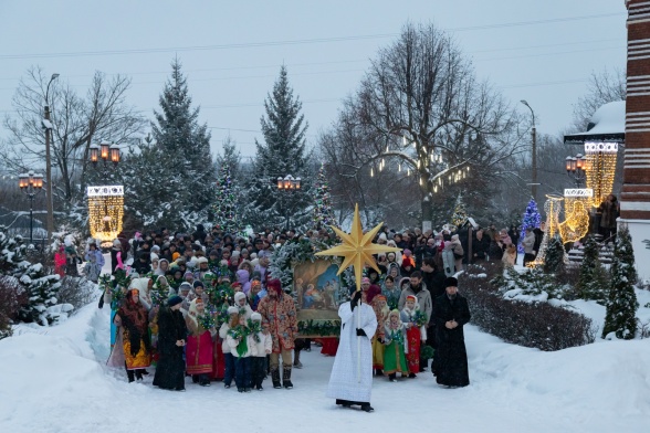 Традиционные Рождественские гуляния на приходе