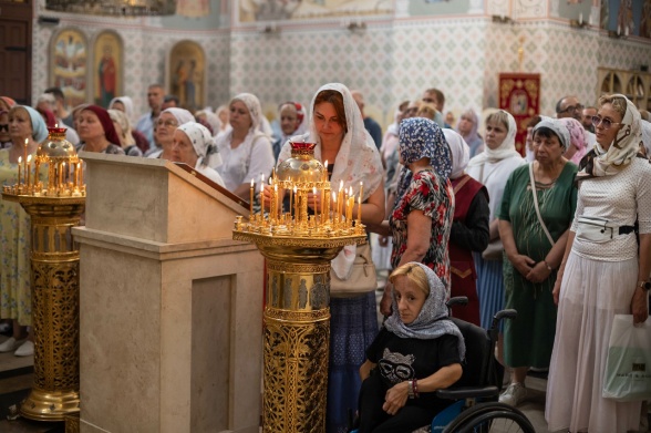 Воскресное богослужение на неделе 1-й по Пятидесятнице, Всех святых