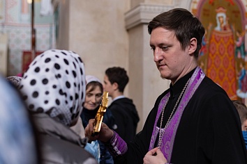 Божественная литургия 30 марта, в воскресенье, на неделе четвертой Великого поста