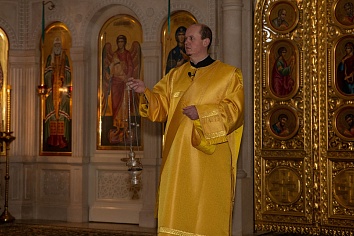 Божественная литургия в воскресенье, на неделе о блудном сыне