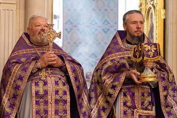 Воздвижение Честного и Животворящего Креста Господня