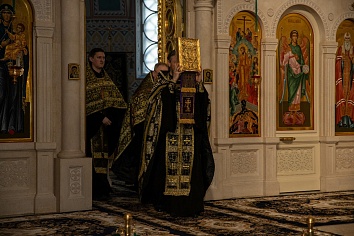 Великий Четверг. Вечернее богослужение