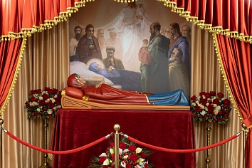 Усыпальница в подклети Троицкого храма