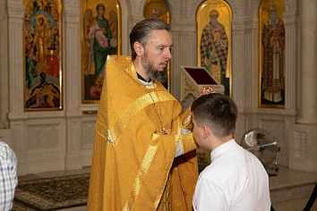 Воскресное богослужение на неделе 5-й по Пятидесятнице, памяти святых отцов шести Вселенских соборов