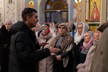 Божественная Литургия в воскресенье, на неделе двадцать девятой по Пятидесятнице