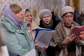 Божественная Литургия в воскресенье, на неделе тридцать четвёртой по Пятидесятнице, о мытаре и фарисее