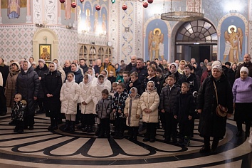 Божественная литургия в воскресенье, на неделе 27-й по Пятидесятнице