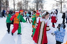 Широкая Масленица на приходе Троицкого храма