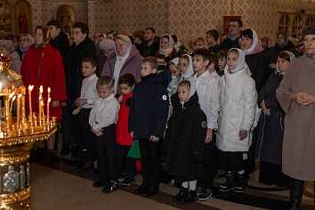 Божественная литургия в воскресенье, на неделе 22-й по Пятидесятнице