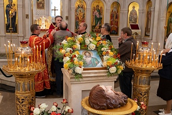 День Усекновения главы Пророка предтечи и Крестителя Господня Иоанна