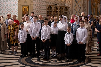 Божественная Литургия в воскресенье, на неделе шестой по Пасхе, о слепом