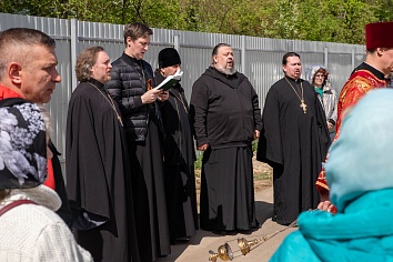 Панихида по защитникам Отечества и участникам СВО на Новогородищенском кладбище г. Коломна, в преддверии Дня Победы