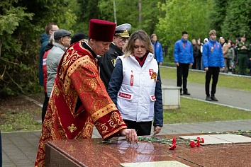 Памятный митинг в Мемориальном комплексе на Старом кладбище