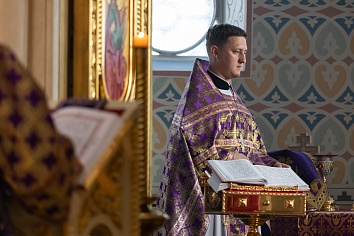 Воздвижение Честного и Животворящего Креста Господня