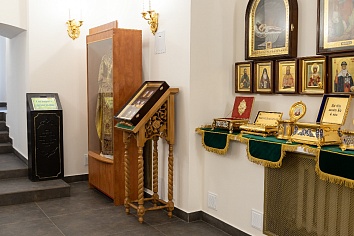 Усыпальница в подклети Троицкого храма