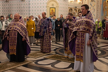 Воздвижения Честного и Животворящего Креста Господня