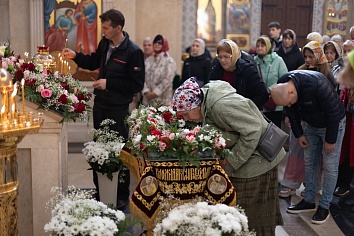 Великая Суббота на приходе Троицкого храма.