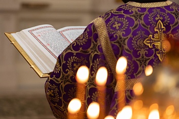 Божественная литургия в воскресенье, на неделе 14-й по Пятидесятнице, по Воздвижении