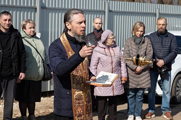 Заупокойная панихида на Новогородищенском кладбище г. Коломна по воинам, погибшим при выполнении задач специальной военной операции