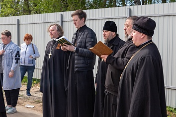 Панихида по защитникам Отечества и участникам СВО на Новогородищенском кладбище г. Коломна, в преддверии Дня Победы