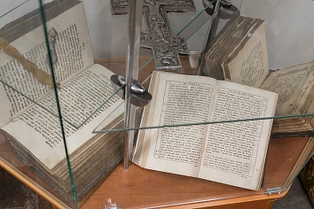 Усыпальница в подклети Троицкого храма