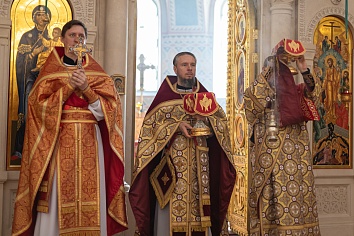 Воскресное Богослужение 4 мая, на неделе третьей по Пасхе, святых Жен - мироносиц