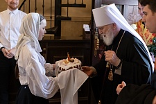 Празднование иконы Божией Матери "Живоносный Источник"