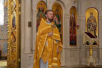 Воскресное богослужение на неделе 5-й по Пятидесятнице, памяти святых отцов шести Вселенских соборов