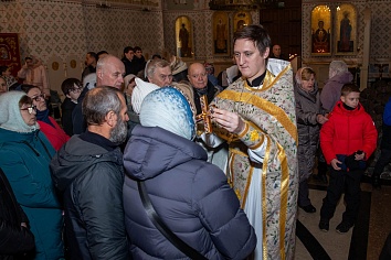 Божественная литургия в воскресенье, на неделе 22-й по Пятидесятнице