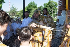 Перенесение мощей святителя и чудотворца Николая из Мир Ликийских в Бар