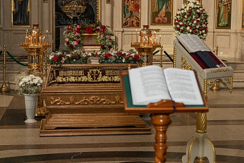 Великая Пятница. Утреня Великой Субботы с Чином Погребения Плащаницы