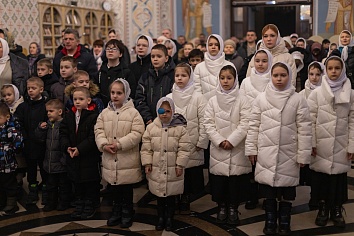 Божественная литургия в воскресенье, на неделе 31-й по Пятидесятнице