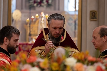 Божественная Литургия в воскресенье, на неделе шестой по Пасхе, о слепом