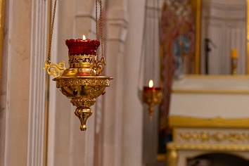  Божественная литургия 23 марта, в воскресенье, на неделе третьей Великого поста, именуемой Крестопоклонной