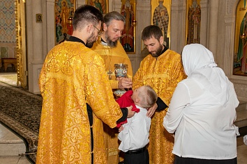 Воскресное богослужение на неделе 5-й по Пятидесятнице, памяти святых отцов шести Вселенских соборов