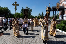 Перенесение мощей святителя и чудотворца Николая из Мир Ликийских в Бар