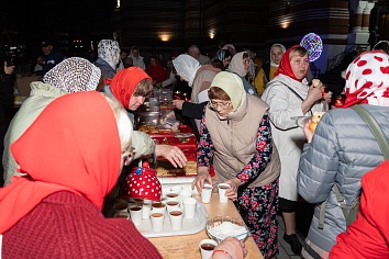 Праздничное богослужение Светлого Христова Воскресения