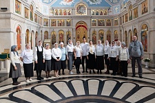 Божественная литургия в воскресенье, на неделе 16-й по Пятидесятнице