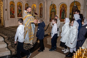 Божественная литургия в воскресенье, на неделе 22-й по Пятидесятнице