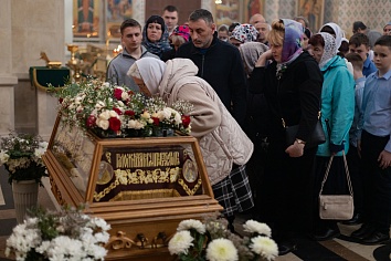 Утреня Великой Субботы с Чином Погребения Плащаницы