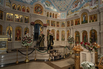 Великая Пятница. Утреня Великой Субботы с Чином Погребения Плащаницы