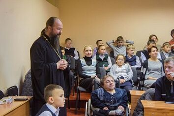 В стенах Православной гимназии при храме Пресвятой Троицы в Щурове состоялся необычный концерт