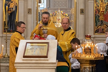 Божественная литургия в воскресенье, на неделе 15-й по Пятидесятнице