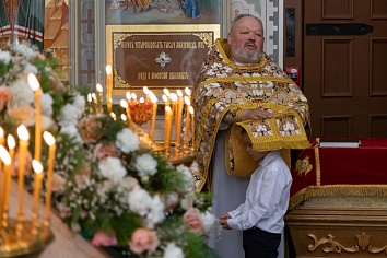 Перенесение мощей святителя и чудотворца Николая из Мир Ликийских в Бар