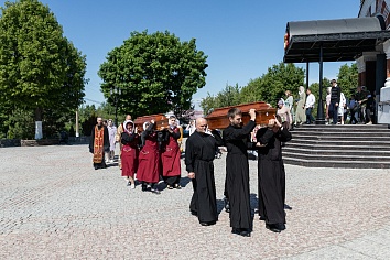 Усыпальница в подклети Троицкого храма