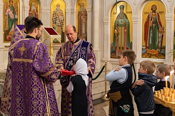 Воздвижение Честного и Животворящего Креста Господня